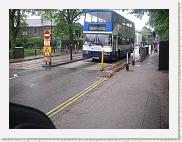 cambridge2008 067 * Cambridge Pfingsten 2008Bus Rising Bollards * 1280 x 960 * (523KB)